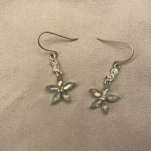 Dangle earrings